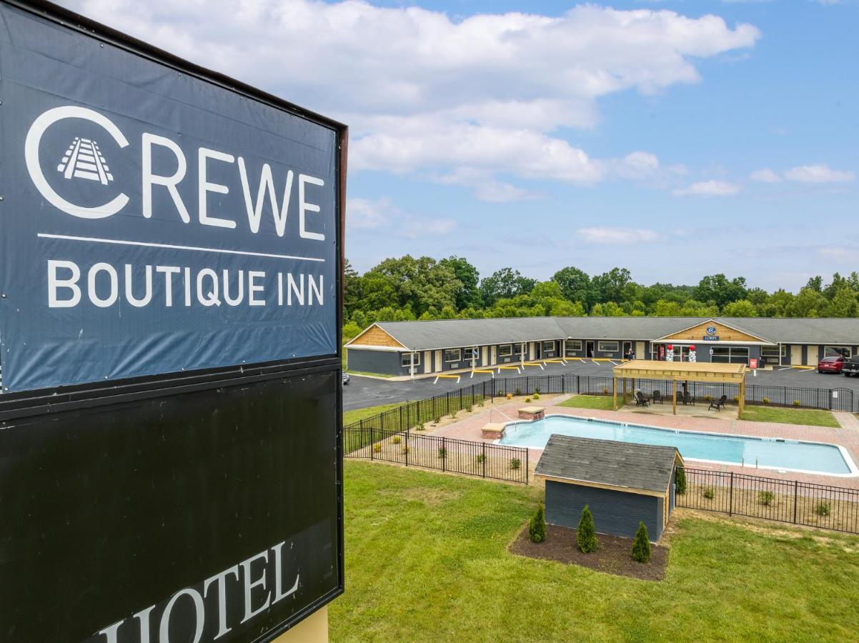 Crewe Boutique Inn Exterior photo